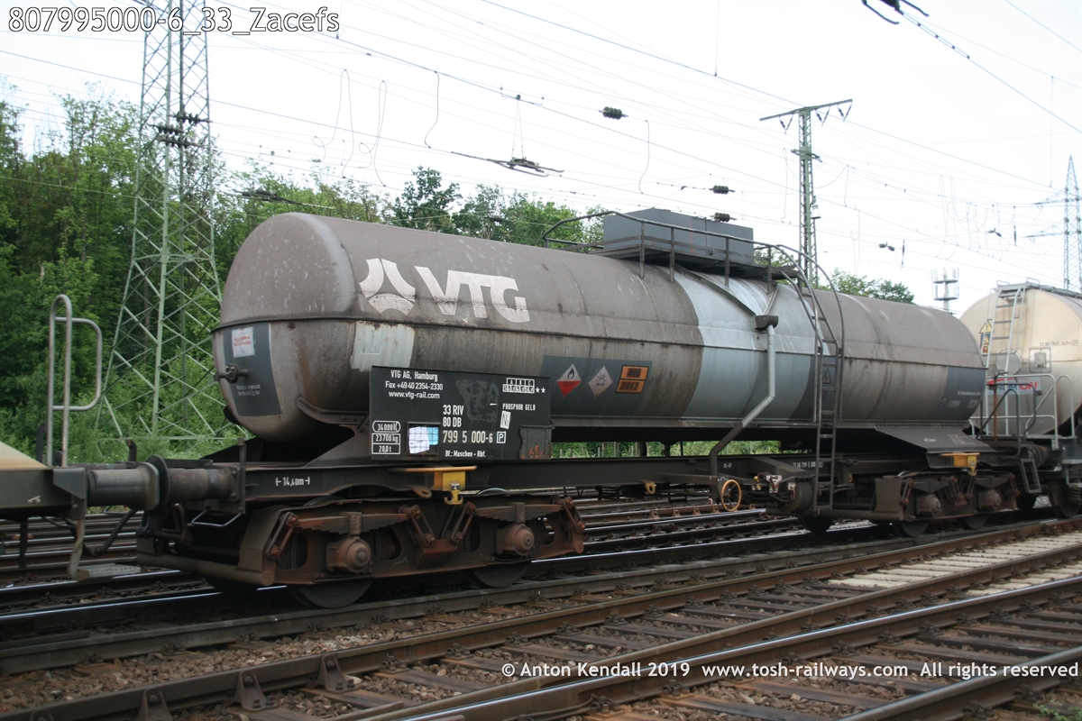 807995000-6_33_Zacefs.jpg